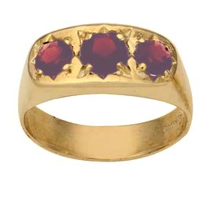 9ct Gold set with 3 Garnet's dress Ring Sizes R-Z