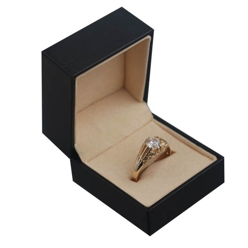 9ct Gold CZ set with carved shoulders Dress Ring Sizes R-W - Image 4