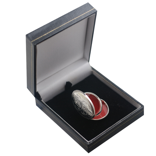 Silver 35x26mm oval hand engraved 4 photo Family Locket - Image 6