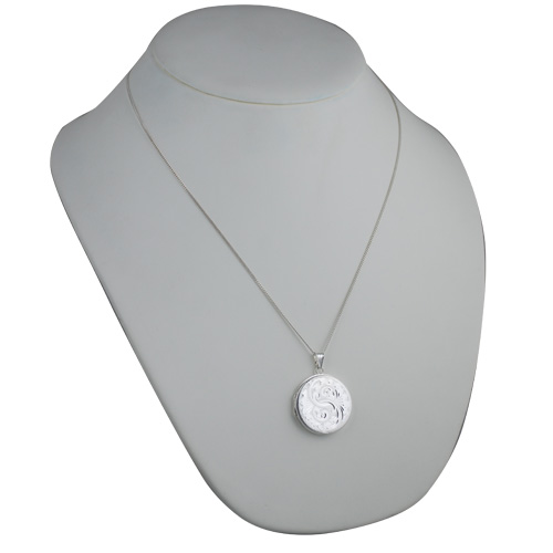 Silver 29mm round hand engraved flat Locket with a 1.3mm wide curb Chain 22 inches - Image 7