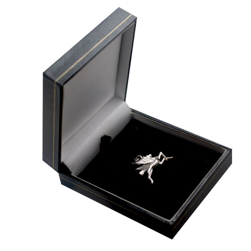 Silver 29x27mm solid Pegasus in Flight Pendant or Charm - Image 3