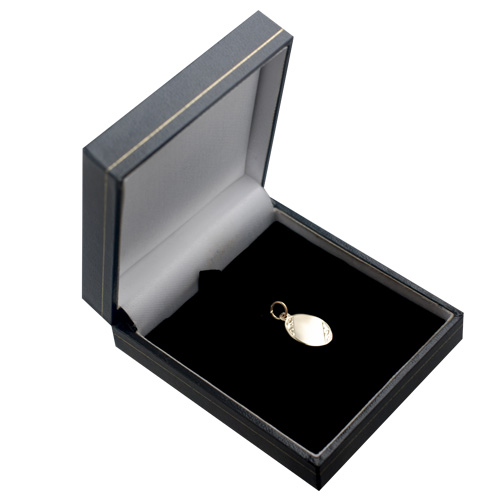 9ct Gold 16x11mm hand engraved oval Disc Pendant - Image 2