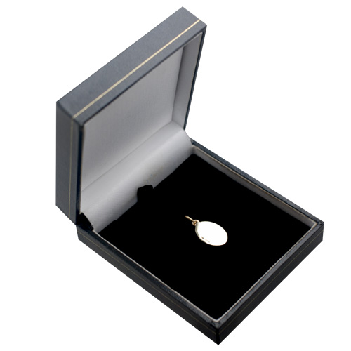 9ct Gold 16x11mm hand engraved oval Disc Pendant - Image 3
