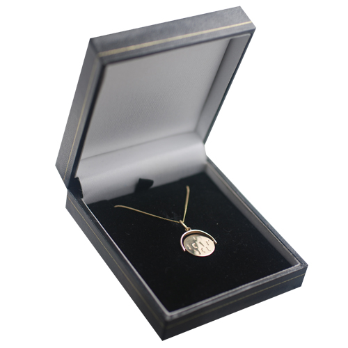 9ct Gold 15x16mm round I Love You spinning Disc Pendant with a 0.6mm wide curb Chain - Image 3