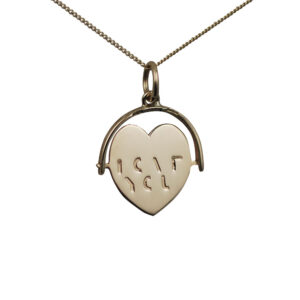 9ct Gold 16x16mm heart shaped I Love You spinning Disc Pendant with a 0.6mm wide curb Chain