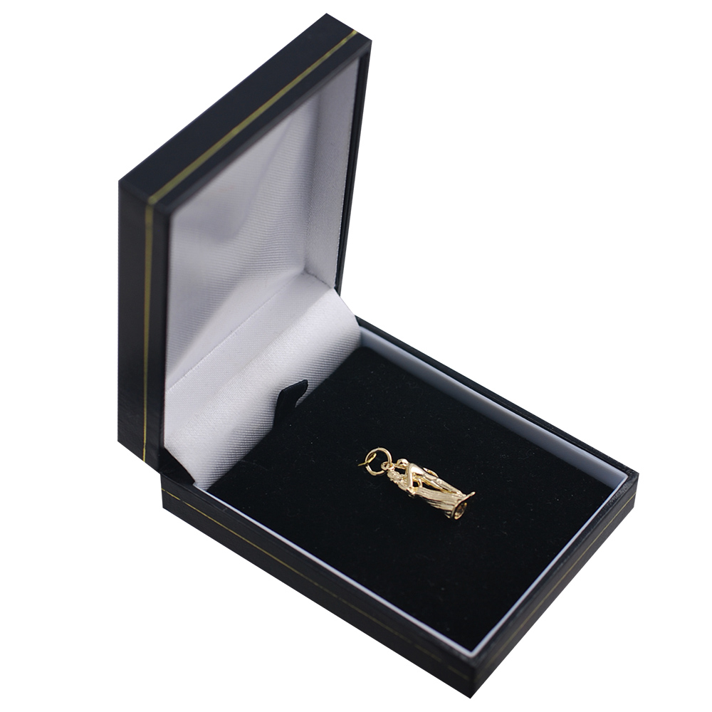 9ct Gold 19x10mm solid Bride and Groom Pendant or Charm - Image 6