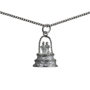 Silver 19x15mm Wedding Cake Pendant with a 1.3mm wide curb Chain 22 inches