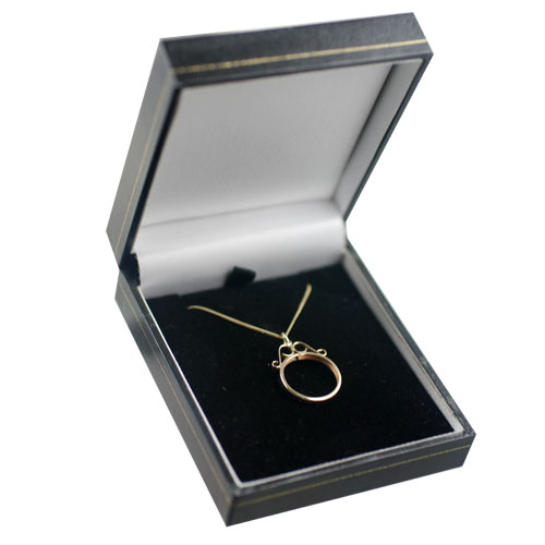 9ct Gold 22x17mm 1/10 ounce Krugerrand Sovereign coin mount holder with 2 scrolls Pendant with a 0.6mm wide curb Chain - Image 2