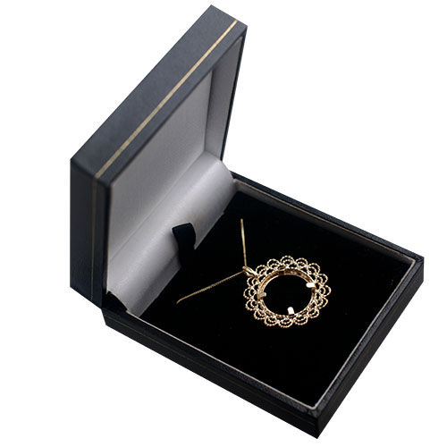 9ct Gold 29mm 1/2 Half Sovereign mount with a diamond cut coin mount ...