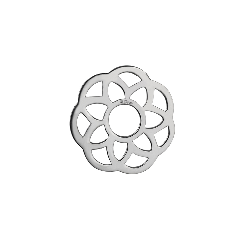 Silver 40mm Celtic Pendant - Image 2