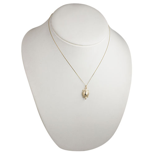 9ct Gold 19x12mm Tortoise Pendant with a 0.6mm wide curb Chain 18 inches - Image 4