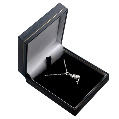 Silver 20x6mm Mermaid Pendant with a 1mm wide rolo Chain - Image 3