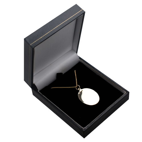 18ct Gold 26x21mm oval hand engraved medical alarm symbol Disc Pendant with a 0.9mm wide spiga Chain 20 inches - Image 3