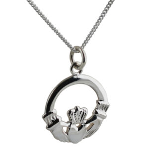 Silver 20mm Claddagh Pendant with a 1.3mm wide curb Chain