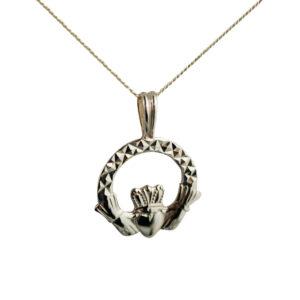 9ct Gold 20x15mm diamond cut Claddagh Pendant with a 0.6mm wide curb Chain