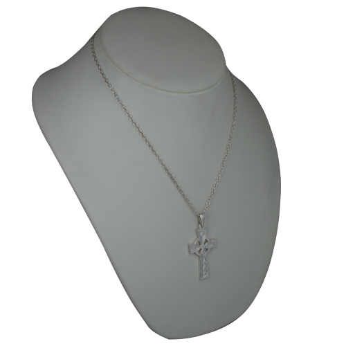 Silver 44x26mm hand engraved knot pattern Celtic Cross on a bail loop with a 2.5mm wide cable Chain - Image 4