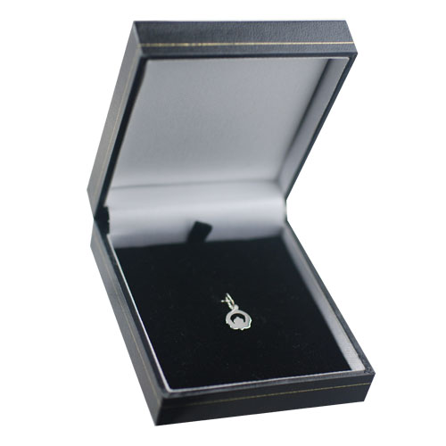 Silver 8x6mm Claddagh Pendant or Charm - Image 3